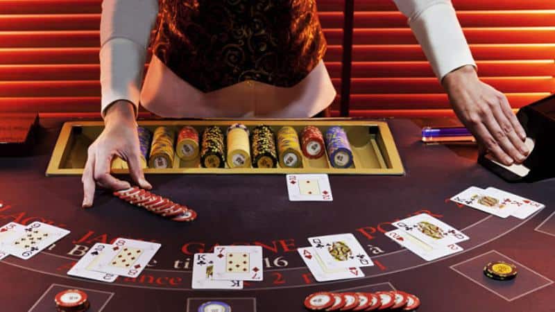 Aims and Rules of Live Blackjack