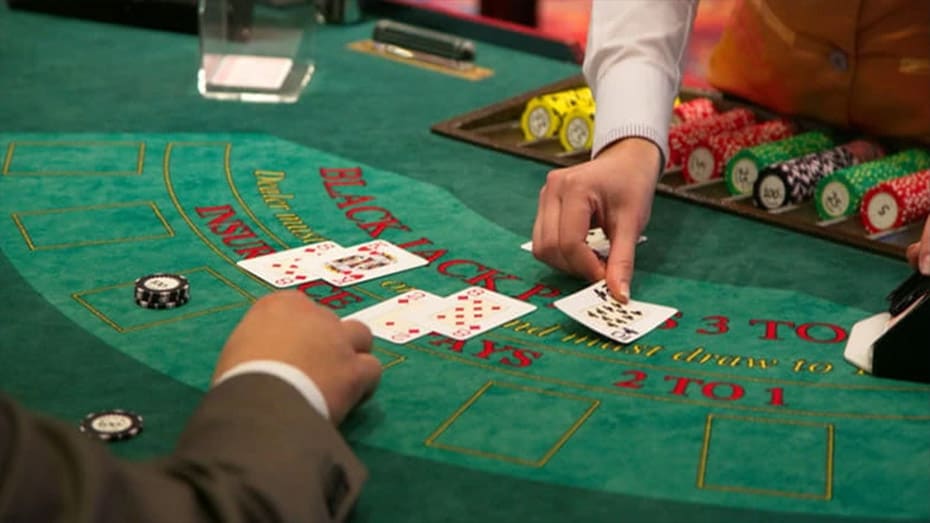 Analyzing Winning Odds in Blackjack's Perfect Pair
