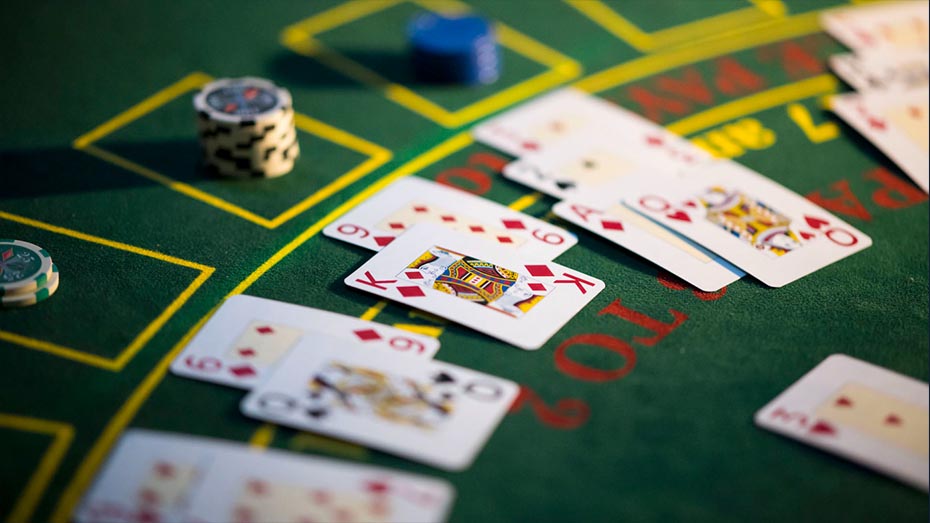 Becoming a Poker Pro A Visual Guide to Winning Hands