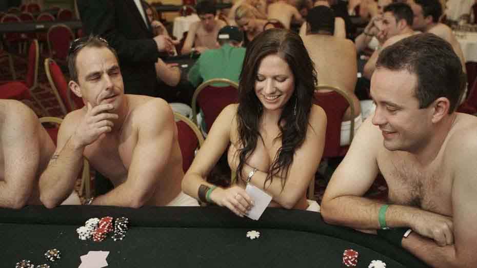 A Guide to Playing Strip Poker Fun and Respectful Steps