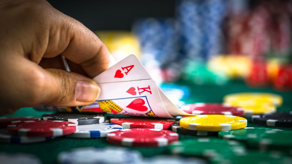 Online Poker and Virtual Chips