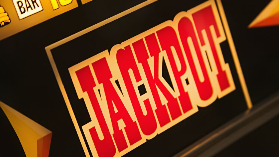 The Appeal of Jackpots
